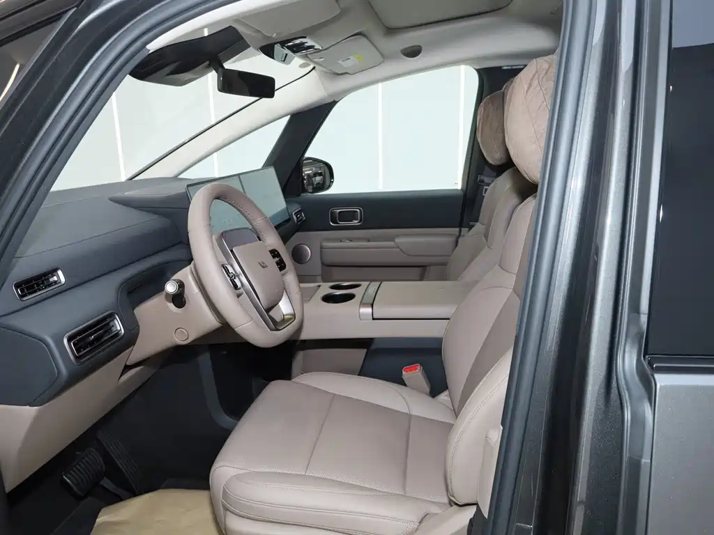 Li Auto Li MEGA — миниатюра 36