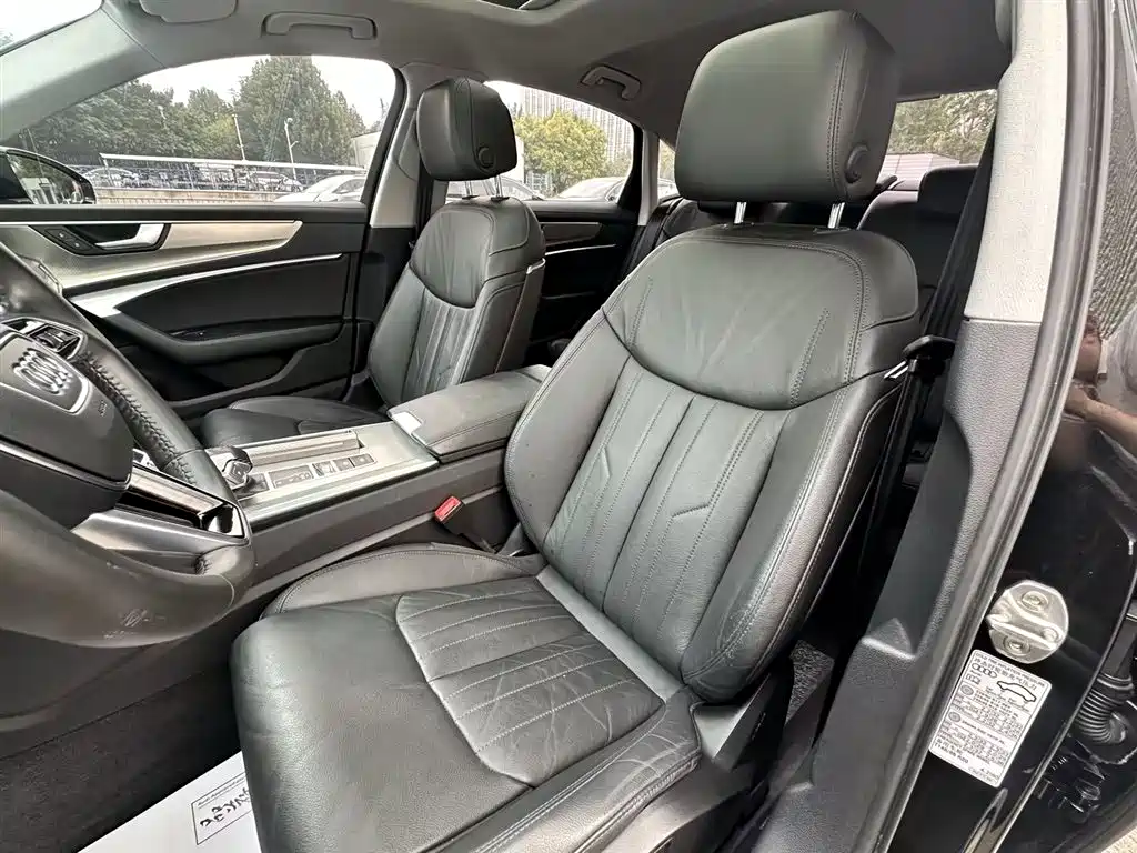 Audi A6L — миниатюра 15