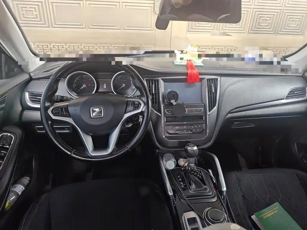 Zotye Zotye SR7 — миниатюра 5