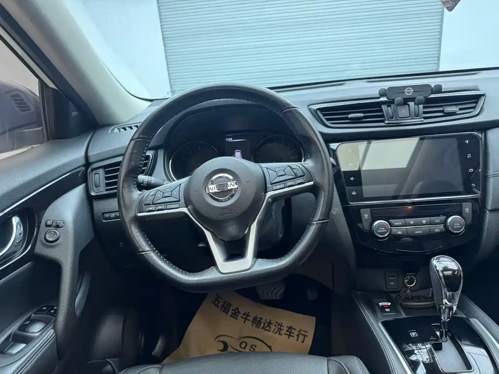 Nissan X-Trail — миниатюра 14
