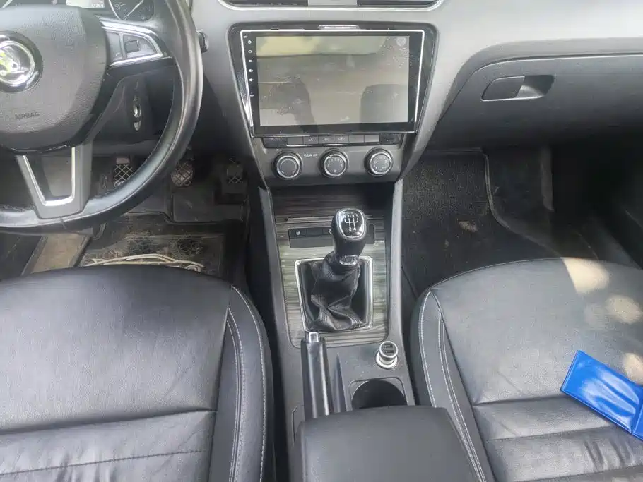 Skoda Octavia — миниатюра 16
