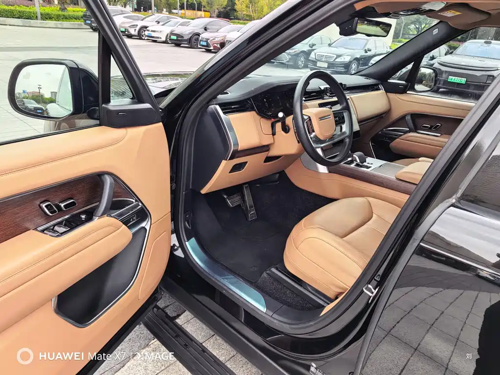 Land Rover Range Rover — миниатюра 10