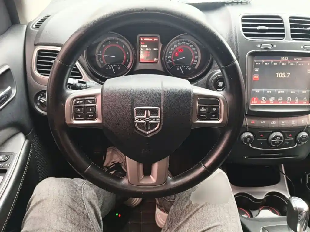 Dodge Journey — миниатюра 11