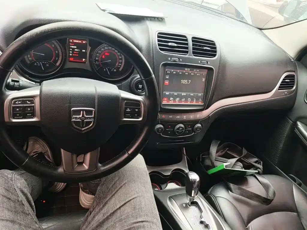 Dodge Journey — миниатюра 10