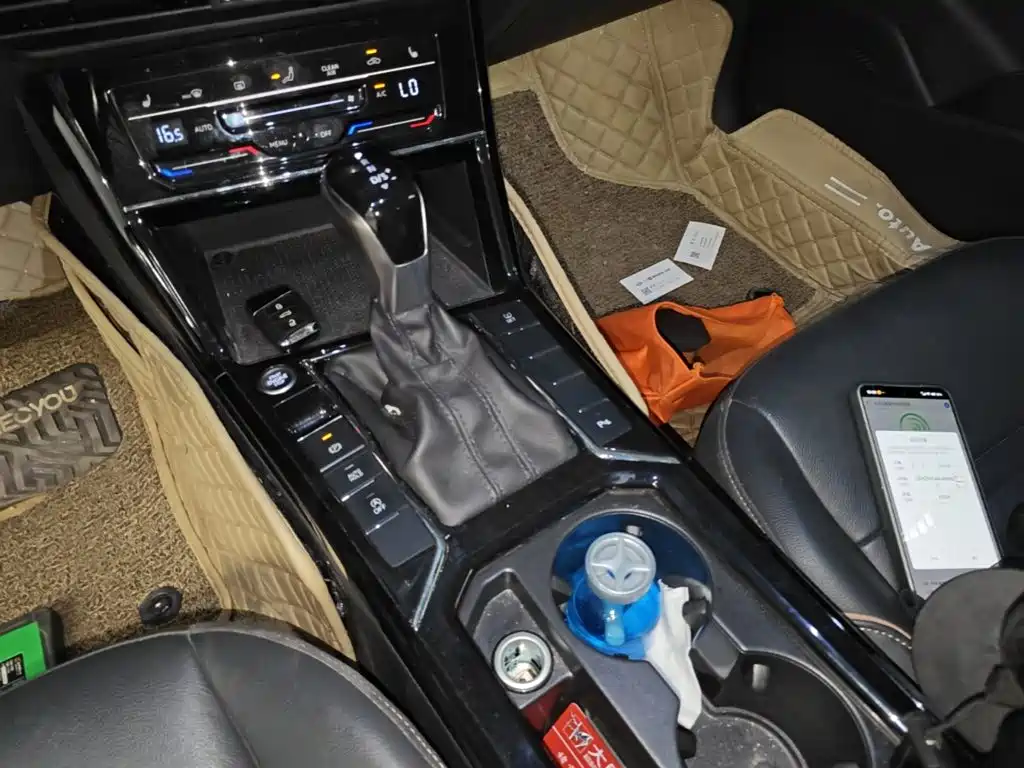 Volkswagen Passat — миниатюра 14