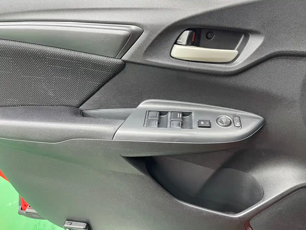 Honda Fit — миниатюра 20