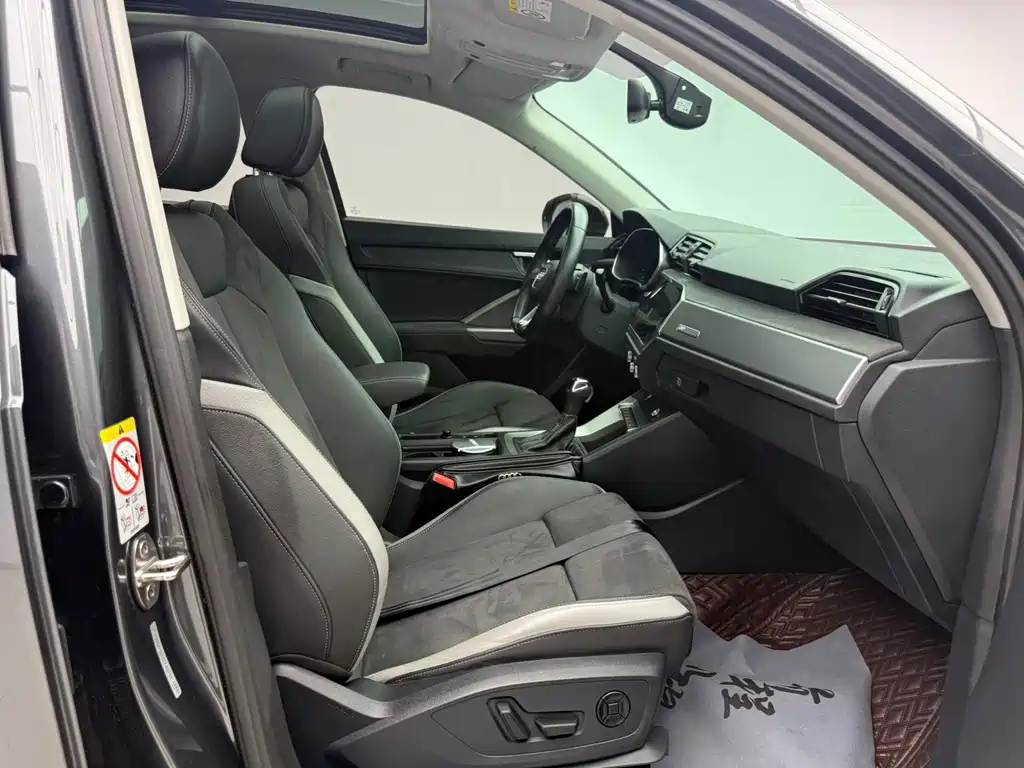 Audi Q3 — миниатюра 10