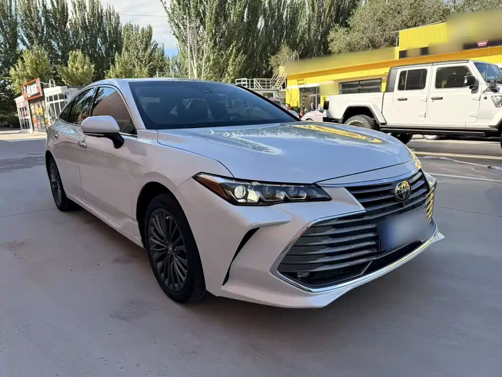 Toyota Avalon — миниатюра 9