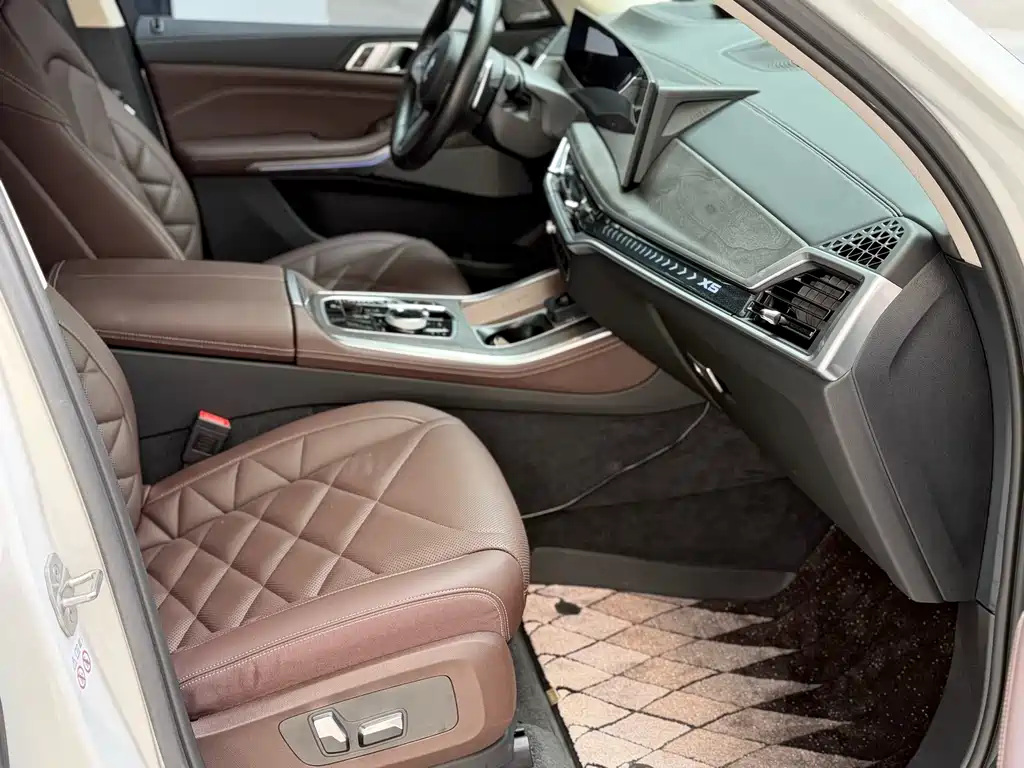 BMW X5 — миниатюра 6
