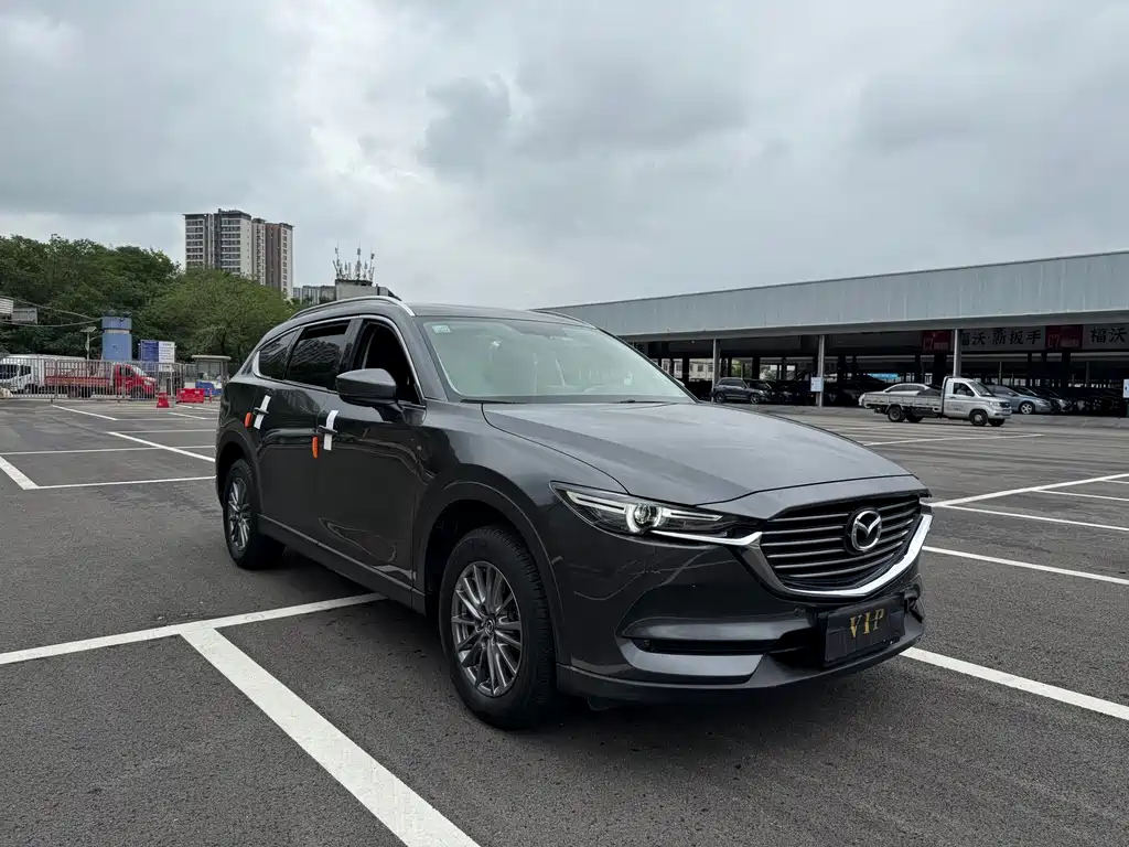 MAZDA  CX 8