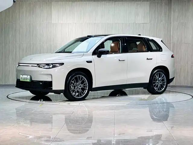 2025 Leapmotor C10