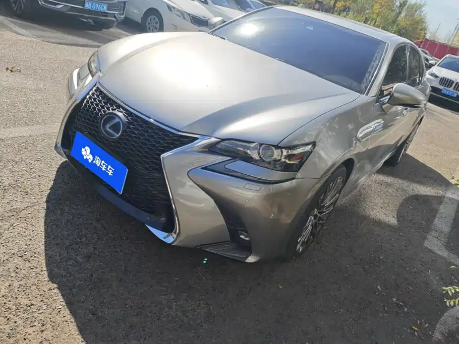 Lexus GS
