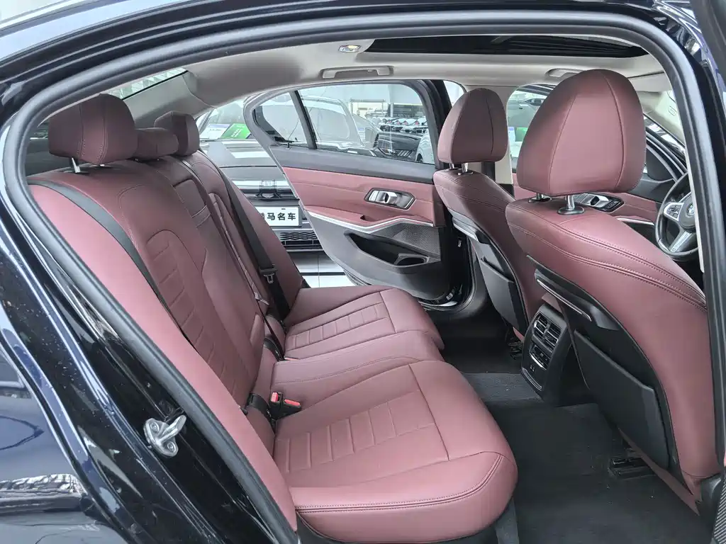 BMW 3 Series — миниатюра 11