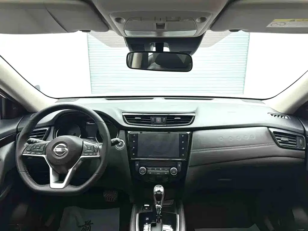 Nissan X-Trail — миниатюра 14