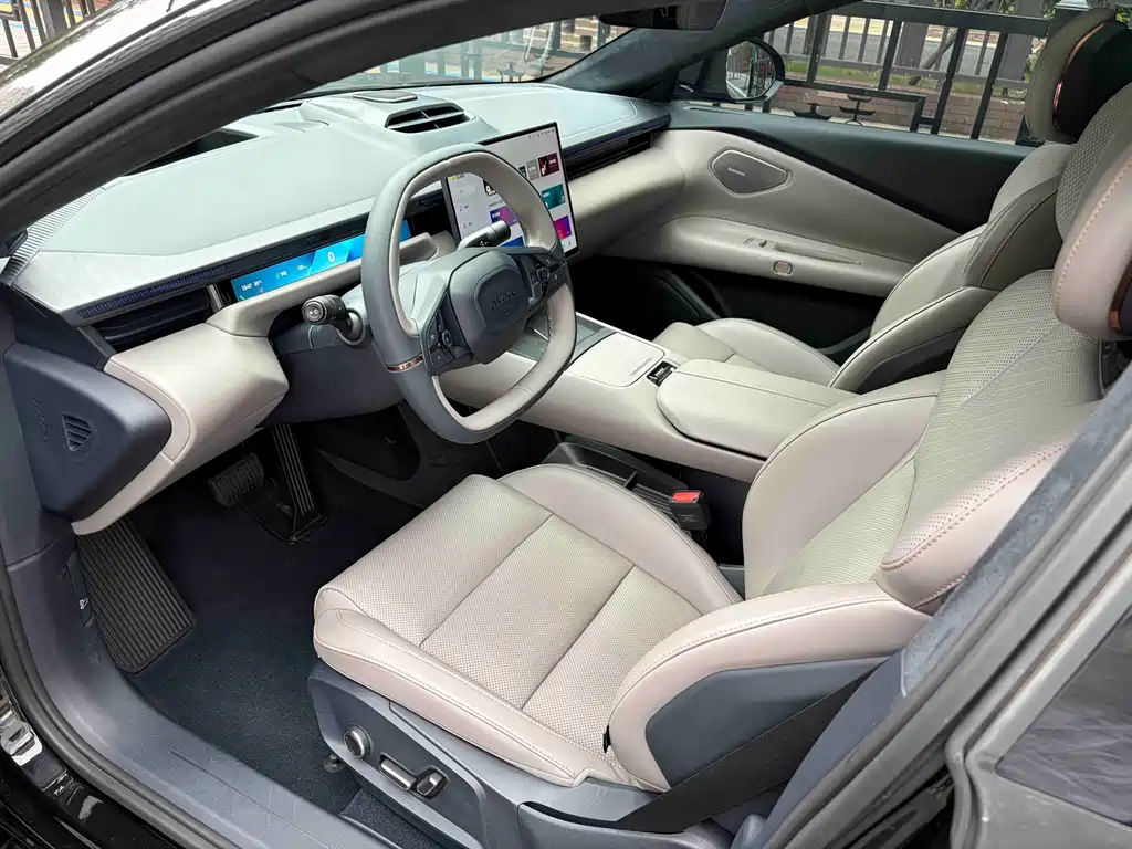 Lynk & Co Z10 — миниатюра 7