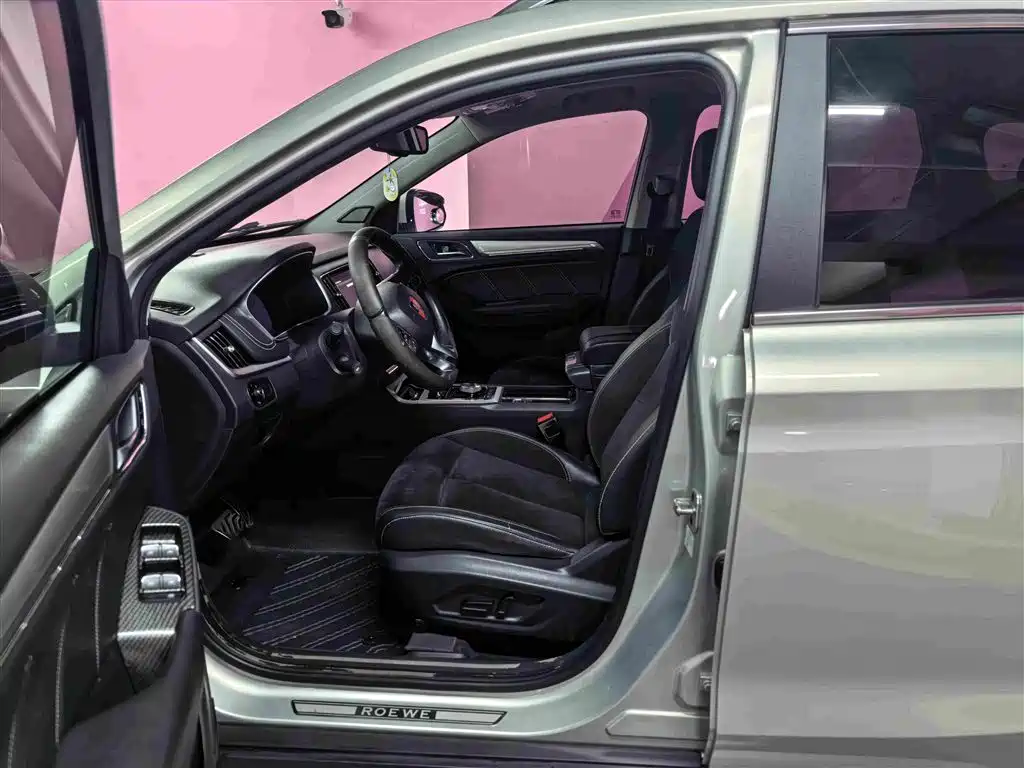 Roewe RX5 New Energy — миниатюра 11