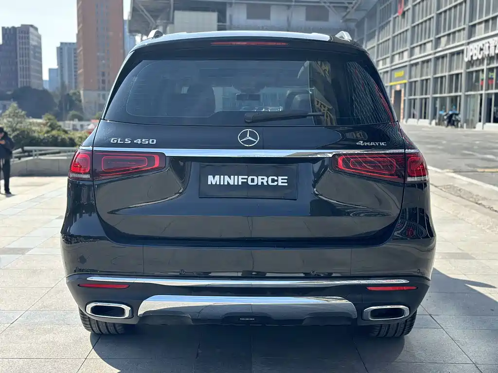 MERCEDES-BENZ GLS