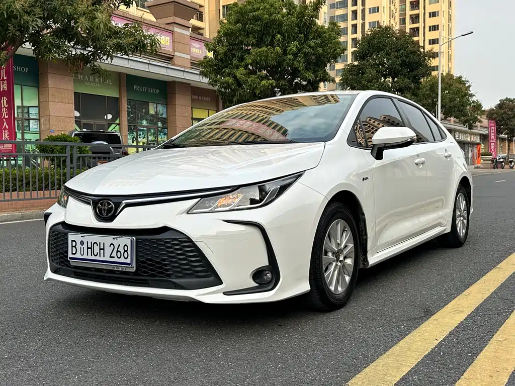 TOYOTA COROLLA