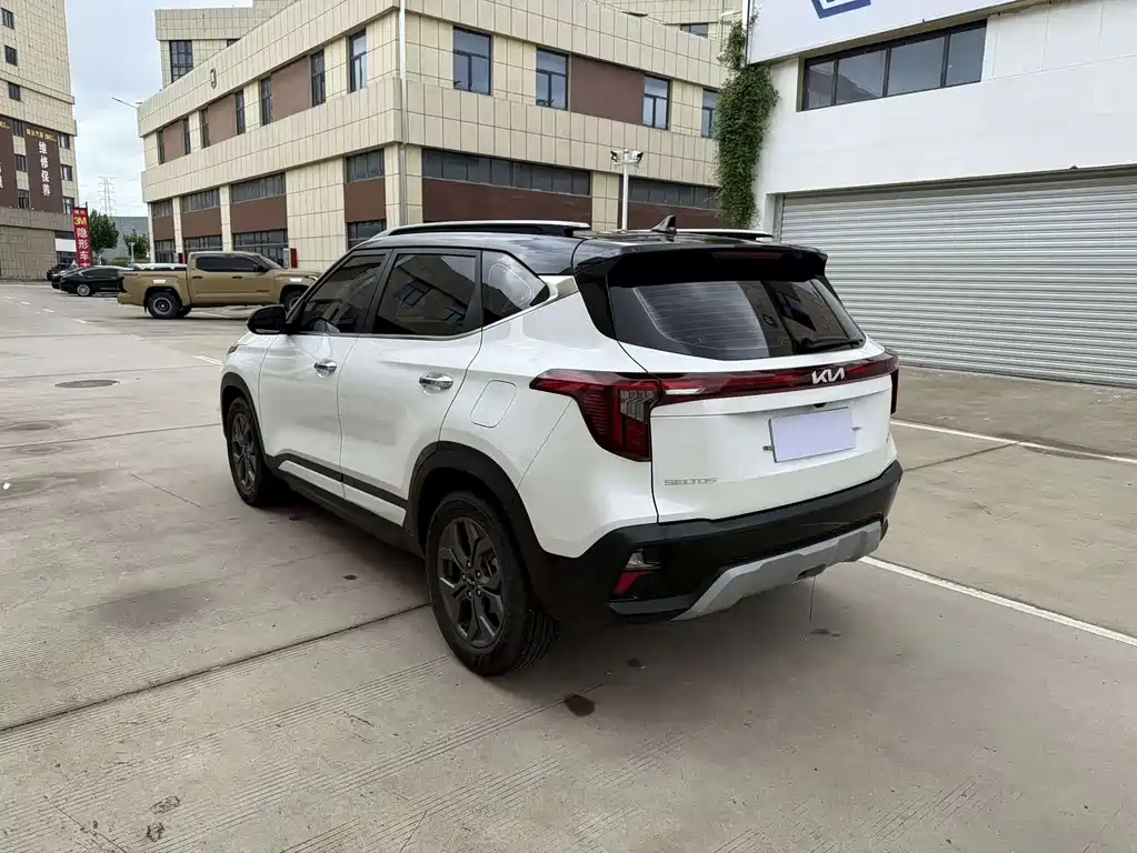 Kia Seltos — миниатюра 8