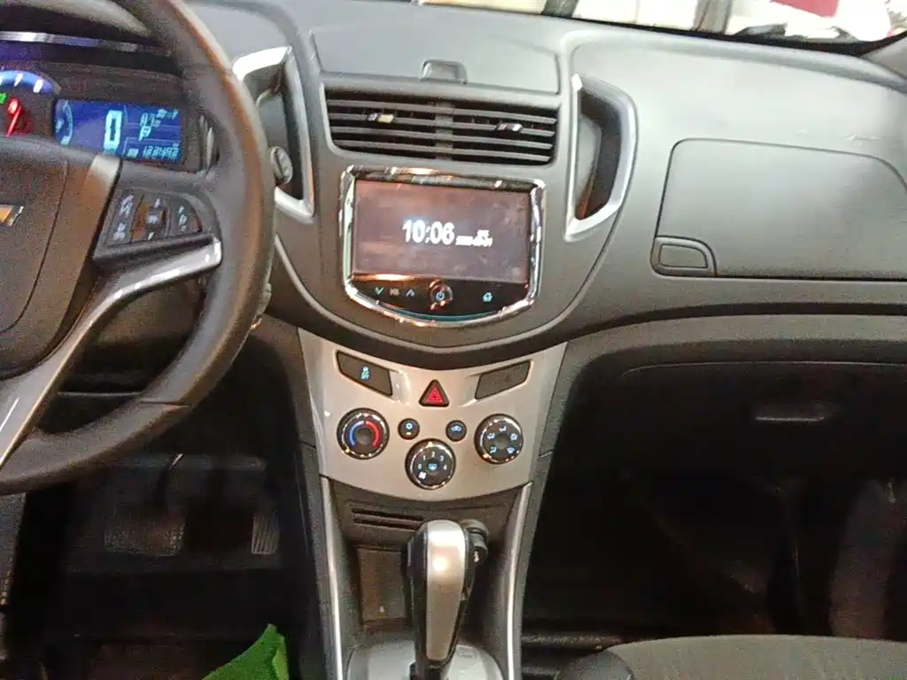Chevrolet Trax — миниатюра 13