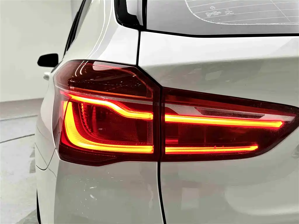 BMW X1 — миниатюра 7