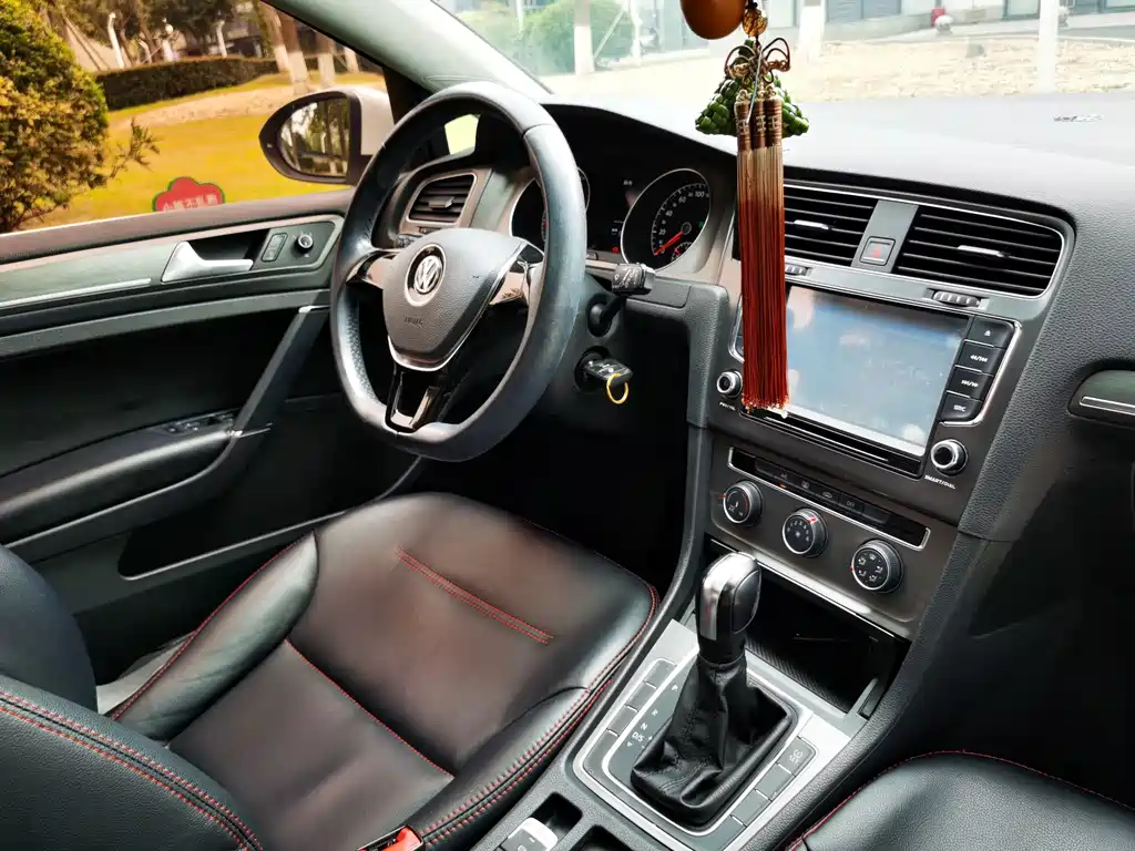 Volkswagen Golf — миниатюра 9