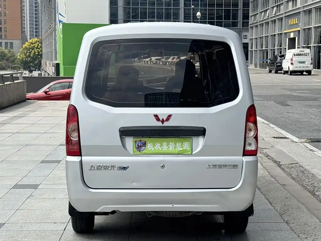 Wuling Rongguang EV — миниатюра 8