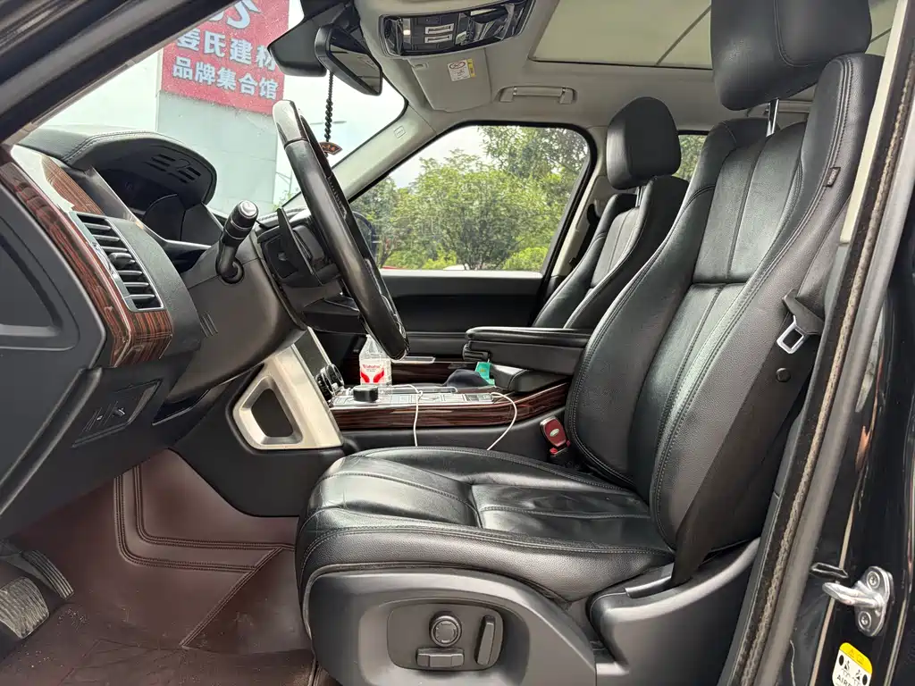 Land Rover Range Rover 2015 3.0 TDV6 Vogue