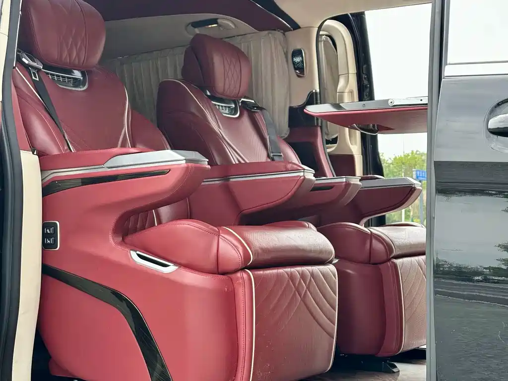 Mercedes-Benz V-Class — миниатюра 11
