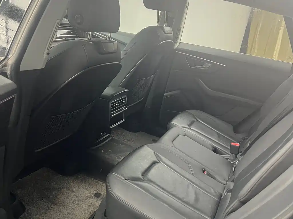 Audi Q8 2021 55 TFSI Luxury
