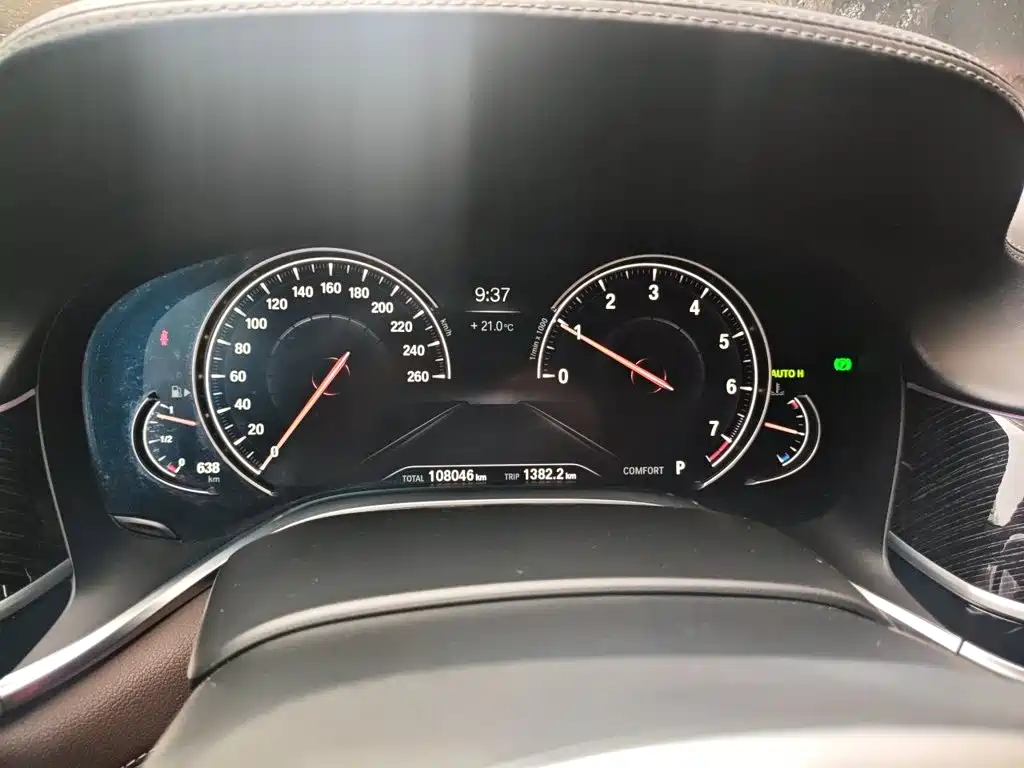 BMW 7 Series — миниатюра 7
