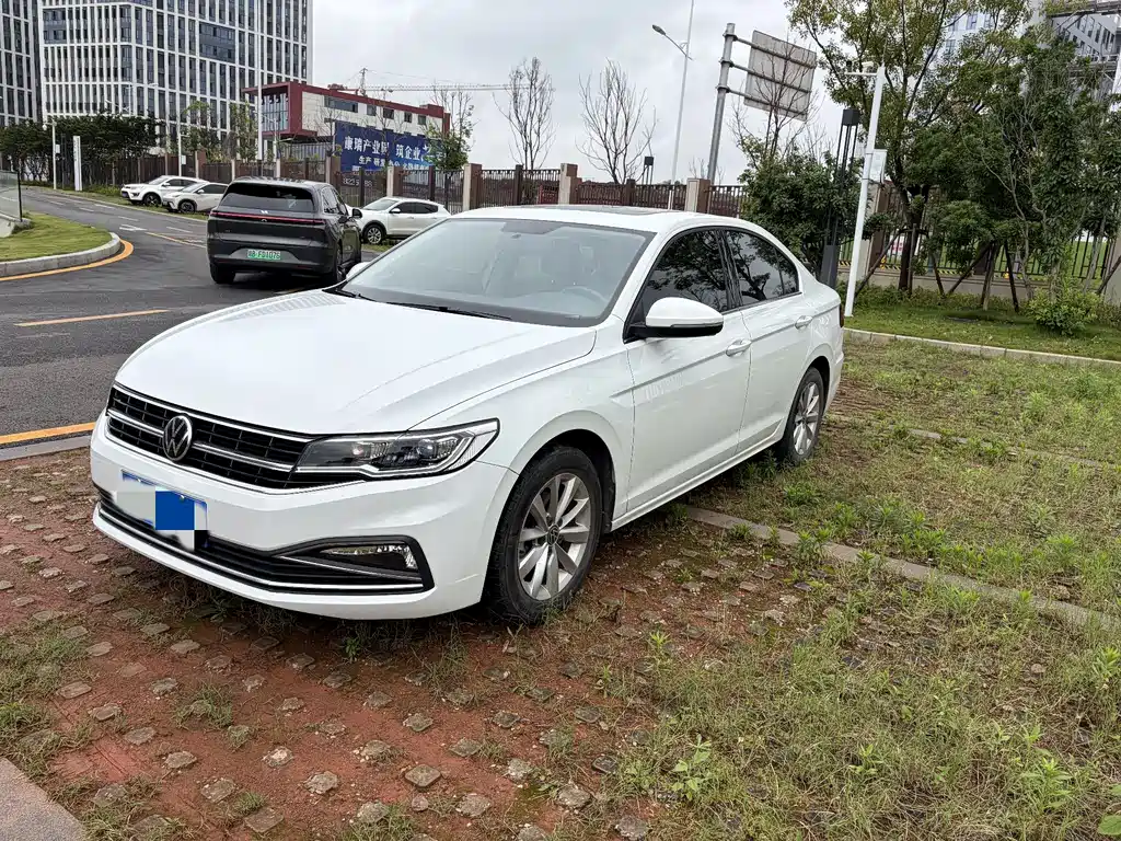 Volkswagen Bora 2021