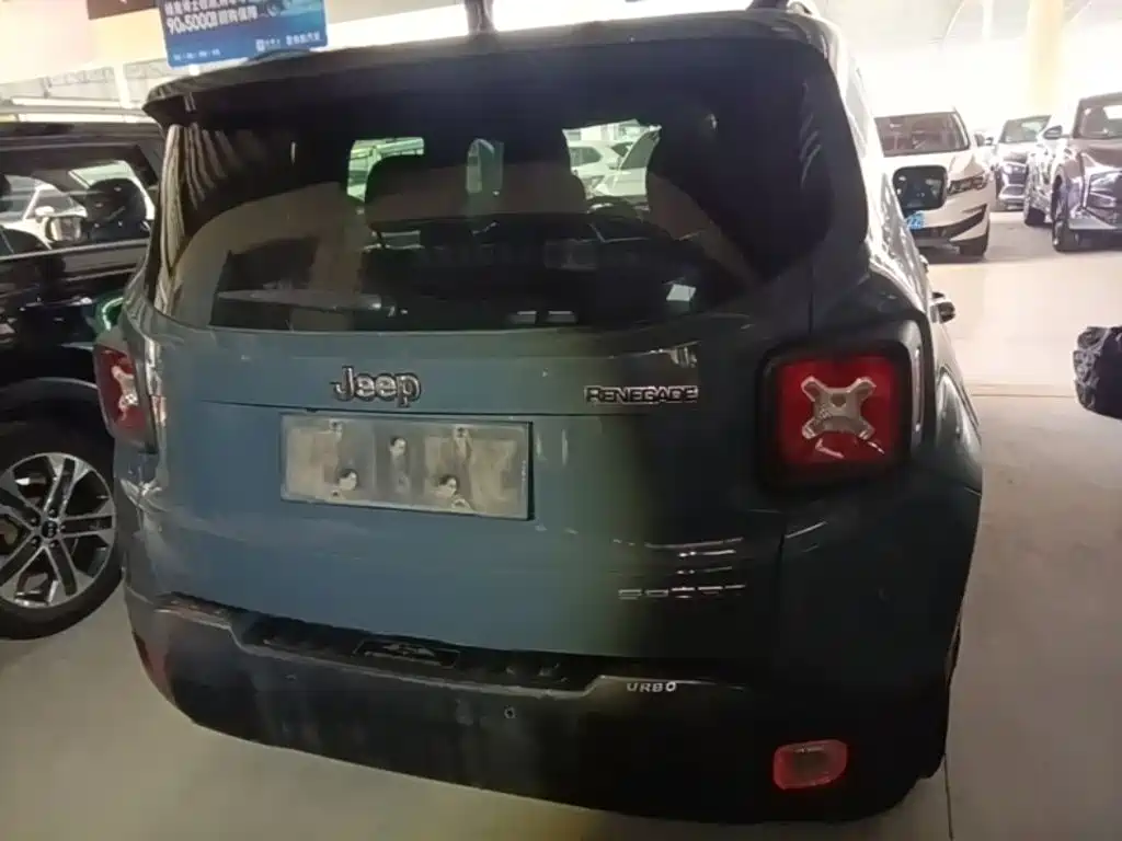 Jeep Renegade — миниатюра 6
