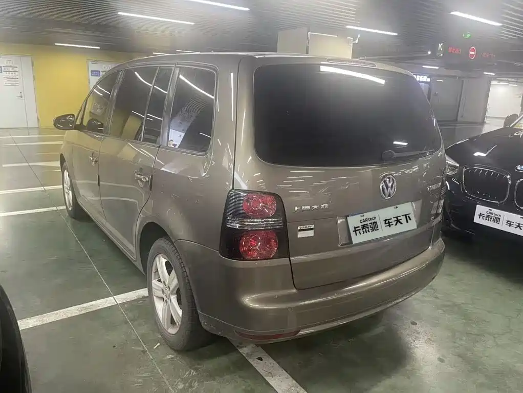 Volkswagen Touran — миниатюра 5
