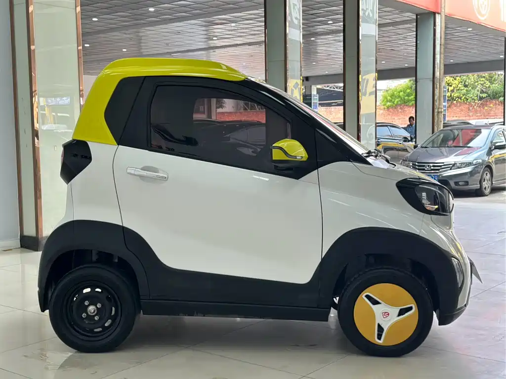 Baojun E100 — миниатюра 2