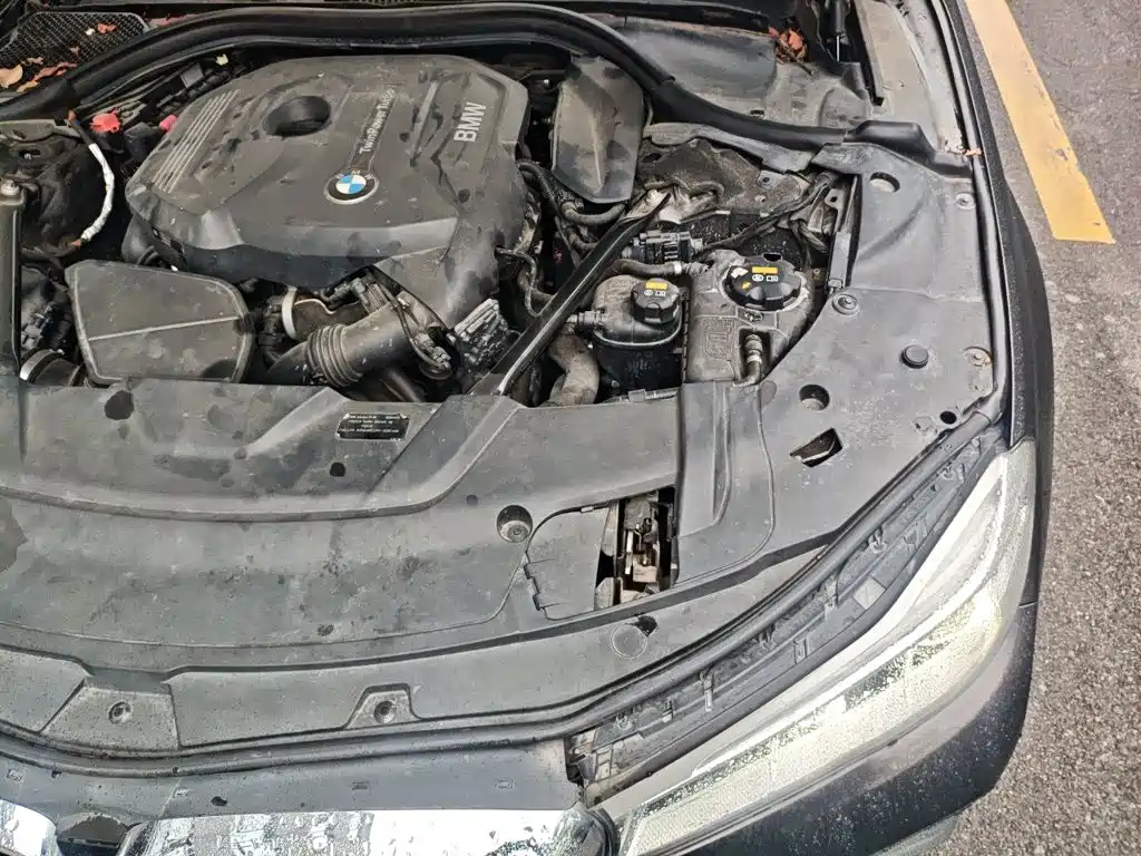 BMW 7 Series — миниатюра 21