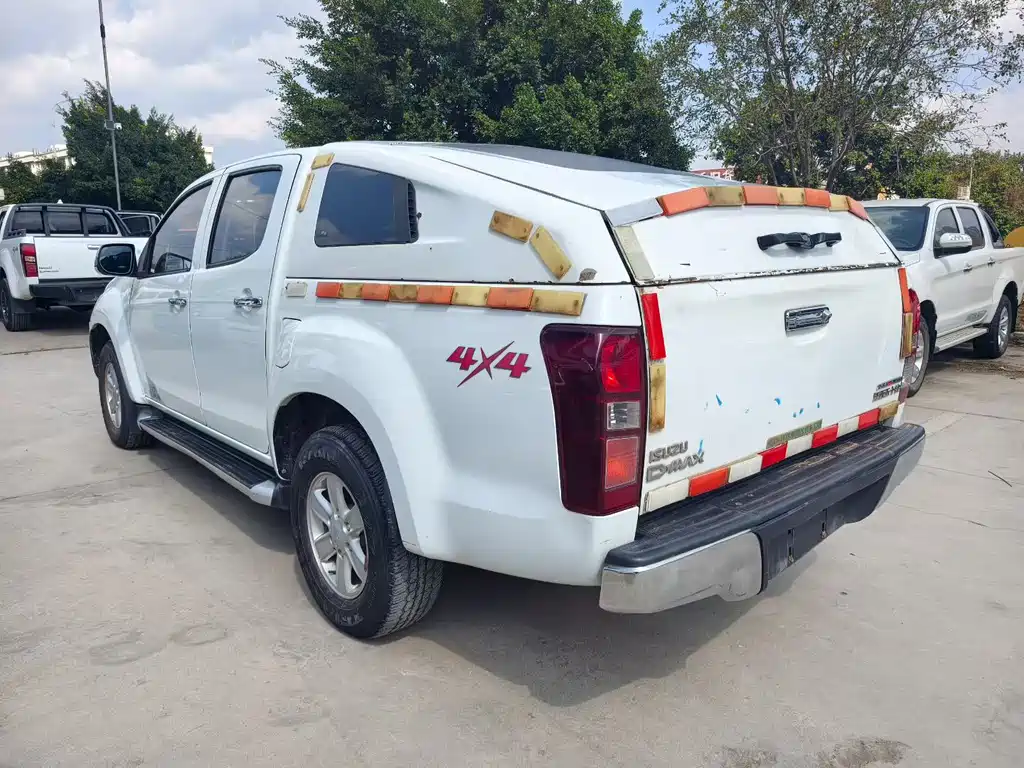 ISUZU D MAX