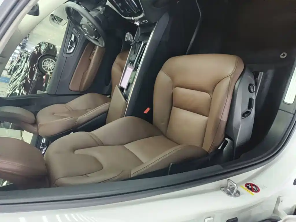 Volvo XC60 — миниатюра 25