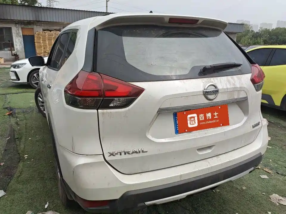Nissan X-Trail — миниатюра 4