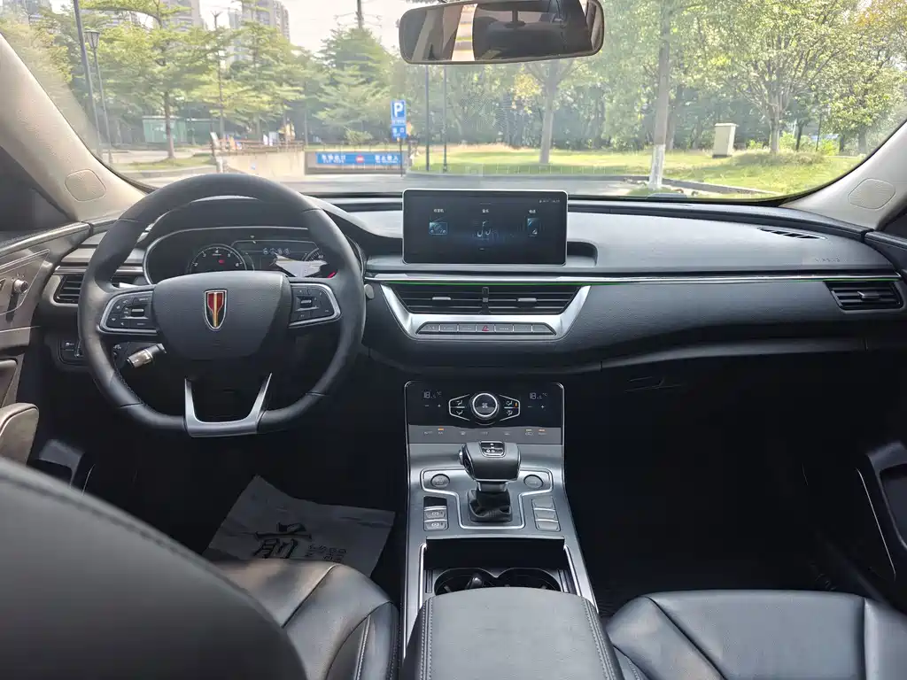 Hongqi Hongqi H5 — миниатюра 5