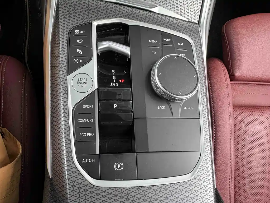 BMW 3 Series — миниатюра 27
