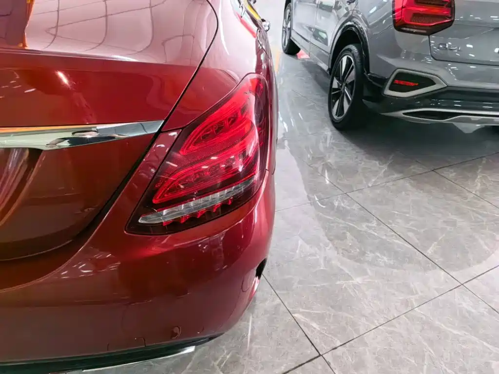 Mercedes-Benz C-Class — миниатюра 8