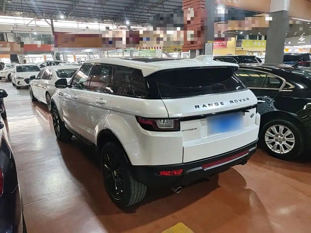 Land Rover Evoque — миниатюра 5