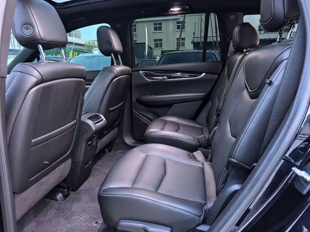 Cadillac XT6 — миниатюра 8