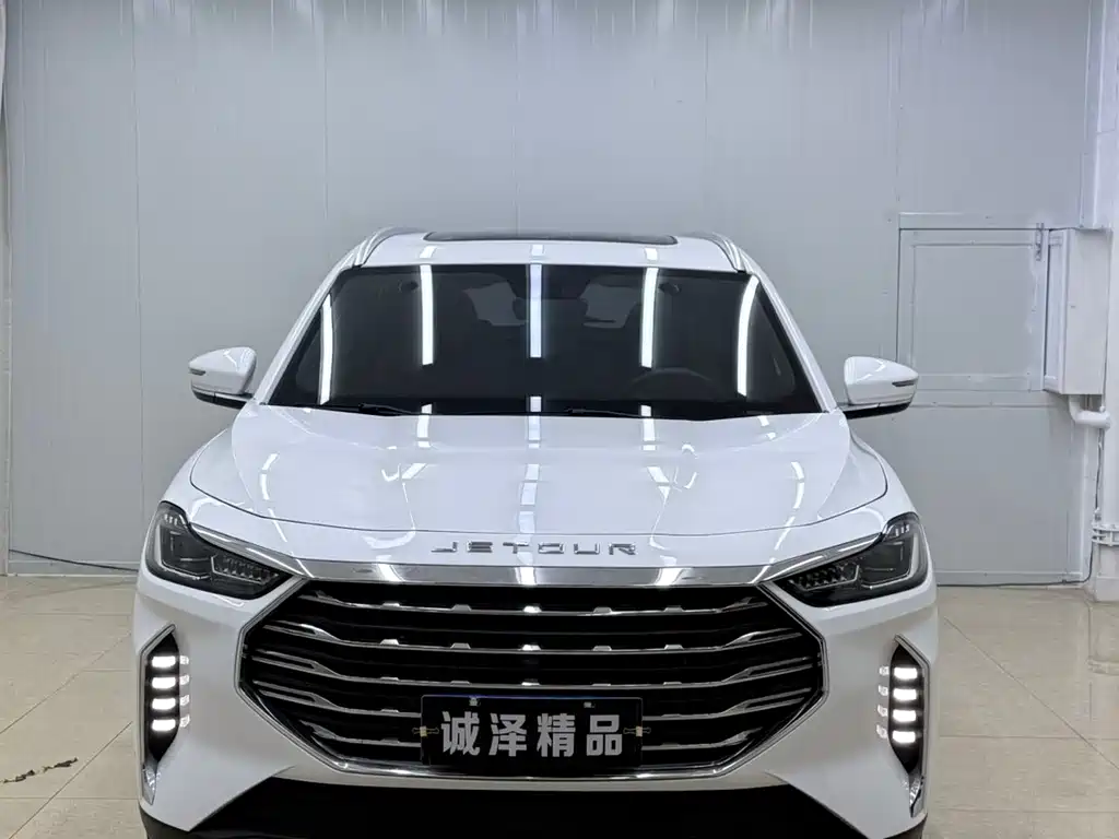 JETOUR X70 PLUS 2023 1.5T DCT PRO 5 мест