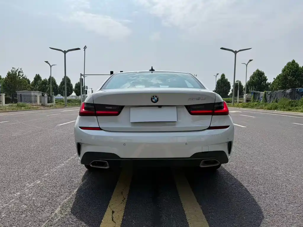 BMW 3 Series 3 2022 325Li M Sport