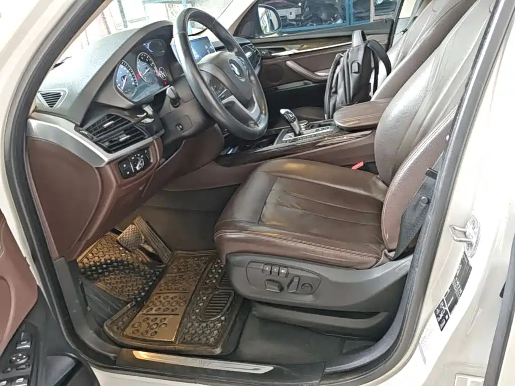 BMW X5 (Import) — миниатюра 15