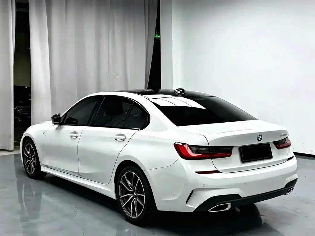 BMW 3 Series — миниатюра 9