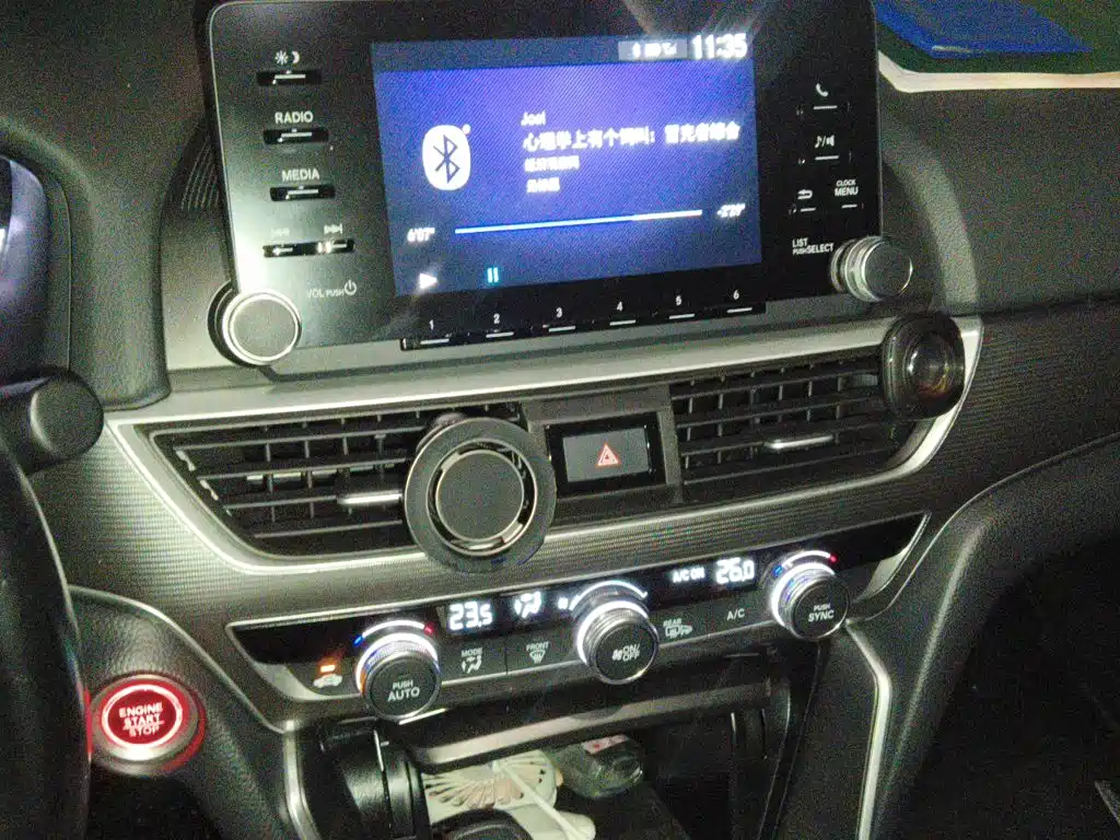 Honda Accord — миниатюра 14