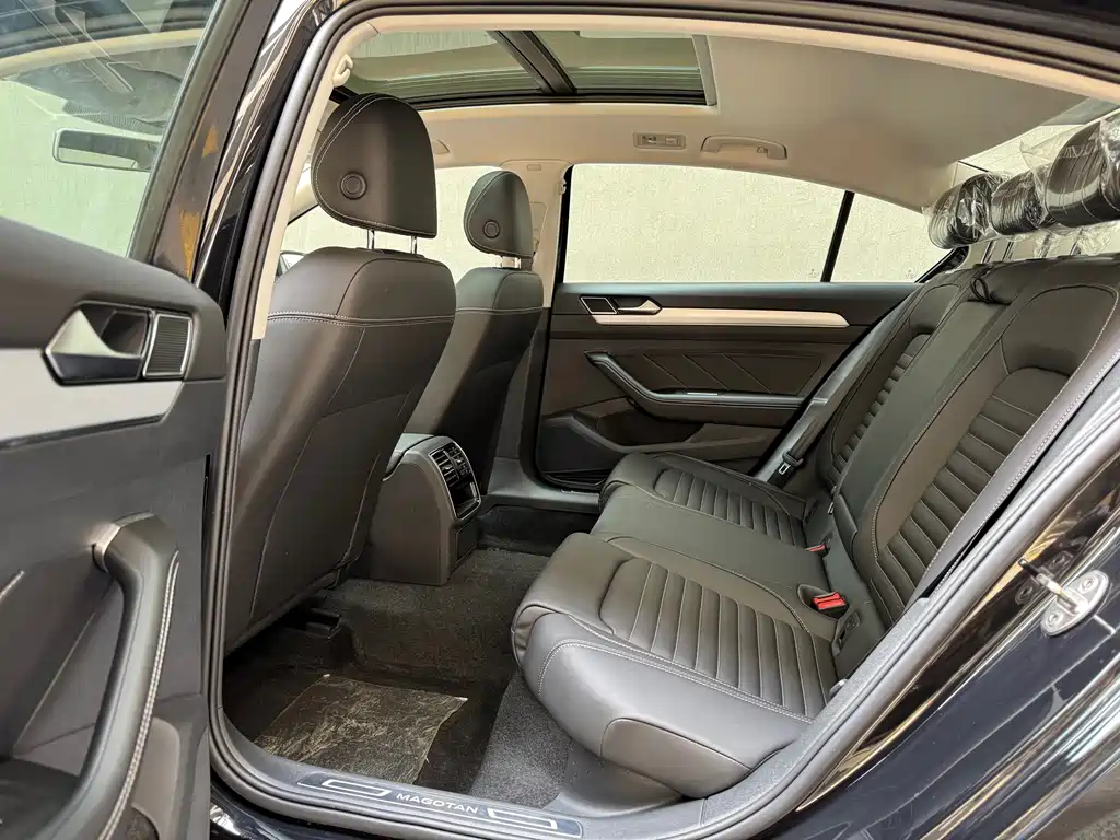 Volkswagen Magotan — миниатюра 7